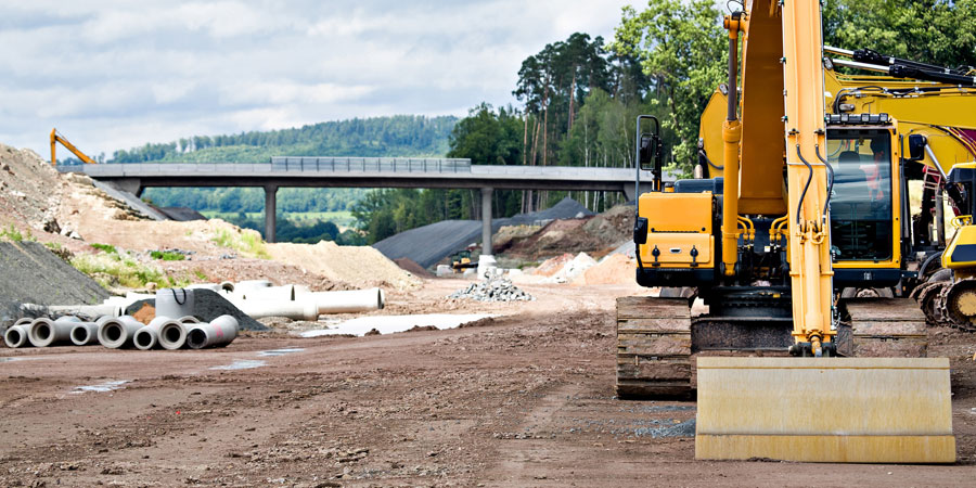 GREAT EXCAVATOR WITH GREAT DRIVERS